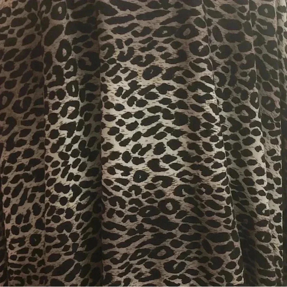 Steve Madden Leopard Printed Shawl Wrap Fashionable Open Front Poncho Cape - Picture 5 of 6